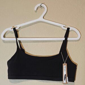 Skims Fits Everybody Scoop Neck Bralette M